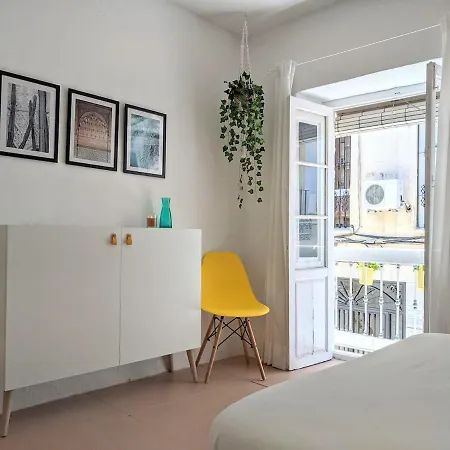 Holiday home Central Townhouse With Amazing Rooftop Terrace *